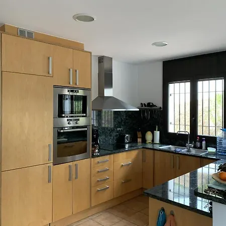 Vista Bonita With Private Pool, 4 Bedrooms, 9 People
